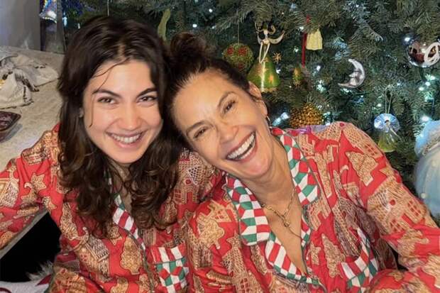 61-летняя звезда «Отчаянных домохозяек» восхитила поклонников внешностью без макияжа