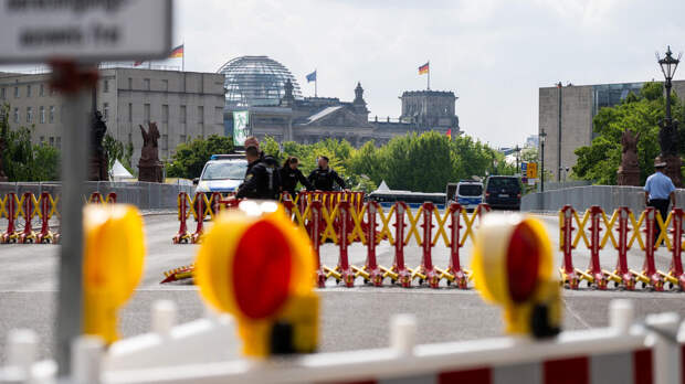 Шольц: в Германии ужесточат наказание за исламистские нападения