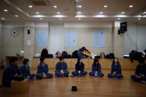 Жители Южной Кореи платят, чтобы побыть в тюрьме
