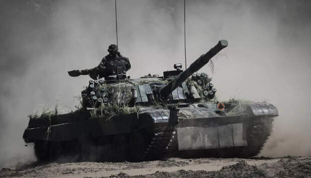 Польский танк PT-91 Twardy во время учений Польский танк PT-91 Twardy во время учений - РИА Новости, 1920, 10.01.2025