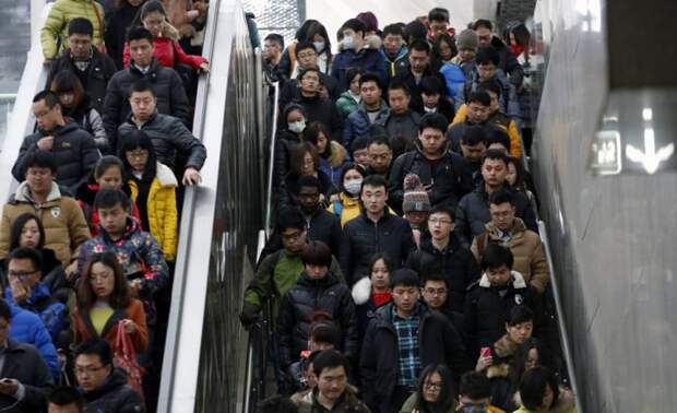 23 шокирующих фото о том, НАСКОЛЬКО много людей в Китае