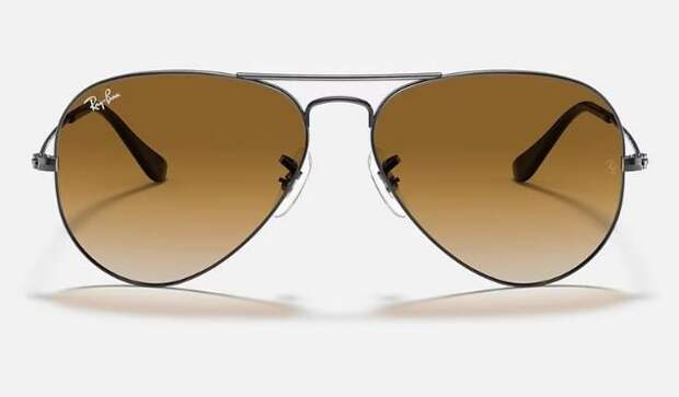 Классический авиатор, Ray-Ban, в Sunglasses Hut. 