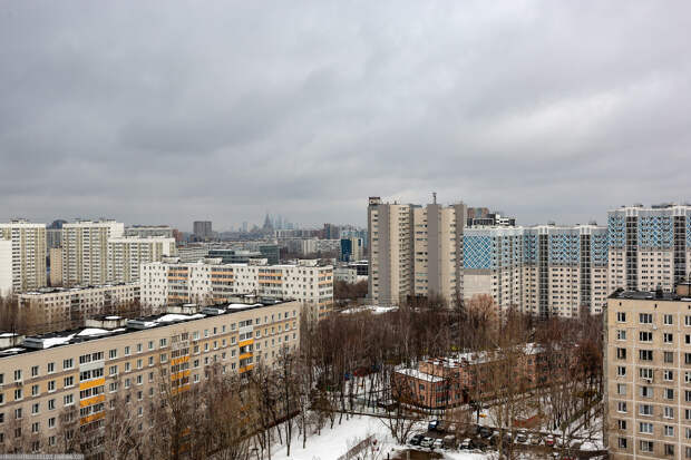 В Москве началось заселение нового дома, построенного по программе реновации