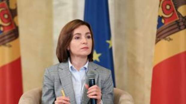 Президент Молдавии привилась от коронавируса