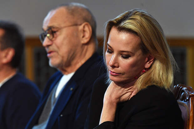 Врач рассказал о состоянии впавшей в кому 13 лет назад дочери Кончаловского и Высоцкой