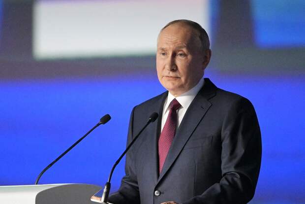 Песков: Путин готовится выступить на ПМЭФ и примет участие в пленарном заседании
