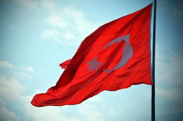 В Турции заявили о перехвате силами НАТО запущенной из Ирана ракеты