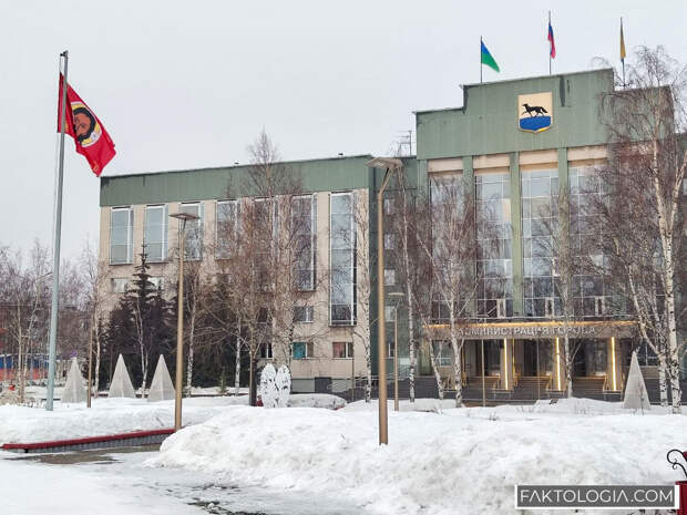 Власти Сургута предложили депутатам увеличить дефицит бюджета до 5,2 млрд рублей