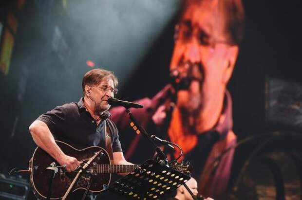 Суд Петербурга рассмотрит дело о дискредитации российской армии в отношении лидера группы ДДТ Юрия Шевчука