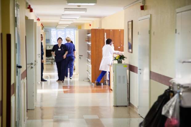 График работы поликлиник Новосибирска во время новогодних каникул представил минздрав