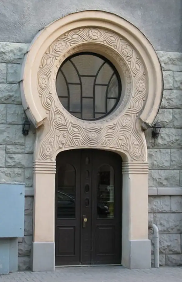 Деталь украшения на доме. Проект Константина Пекшенса, 1908 год. Деталь украшения на доме. Проект Константина Пекшенса, 1908 год.