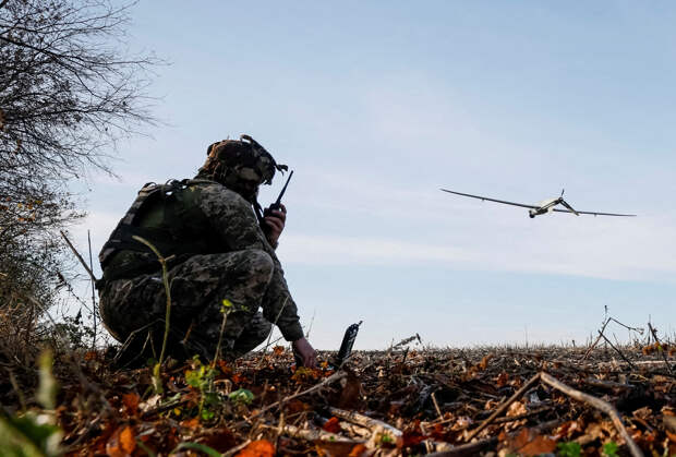 Украина массированно атаковала Россию на фоне разговора Путина и Трампа. В городе на Урале сняли гигантское грибовидное облако