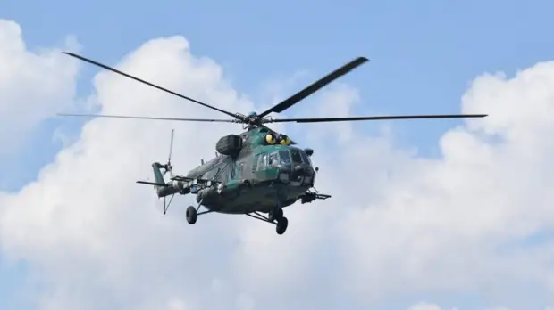Член экипажа сбитого украинского Ми-8 рассказал о попытках вывезти главарей «Азова»* из Мариуполя
