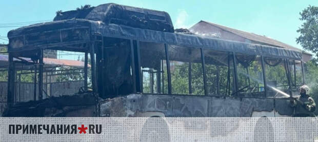 Автобус на ходу загорелся в Симферополе