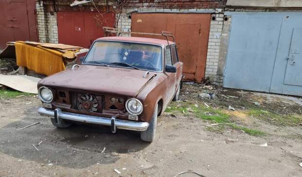 В Белгороде нашли 11 мест с брошенными автомобилями
