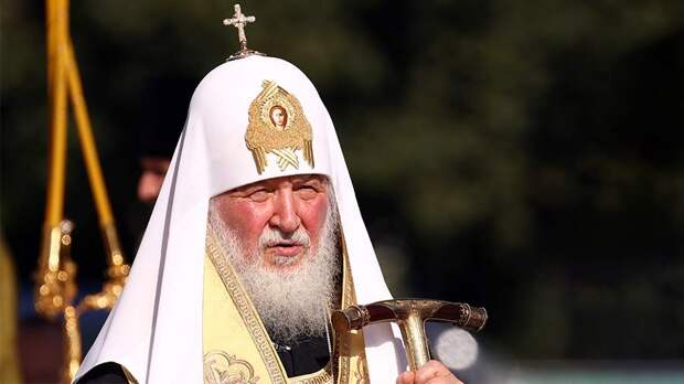 Патриарх Кирилл в проповеди вспомнил о крещении Путина его отцом