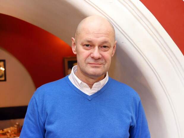 Овдовел, снова женился, ругался с любовницей и сыном на телешоу. Звезда «Универа» Андрей Лебедев