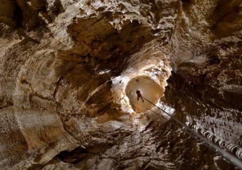 Топ-10: Самые глубокие пещеры в мире