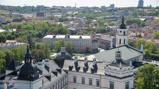 Литва применила систему ПВО, чтобы сбить шары с сигаретами контрабандистов