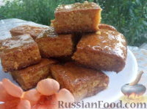 Фото к рецепту: Пирог из манной крупы (шамали)