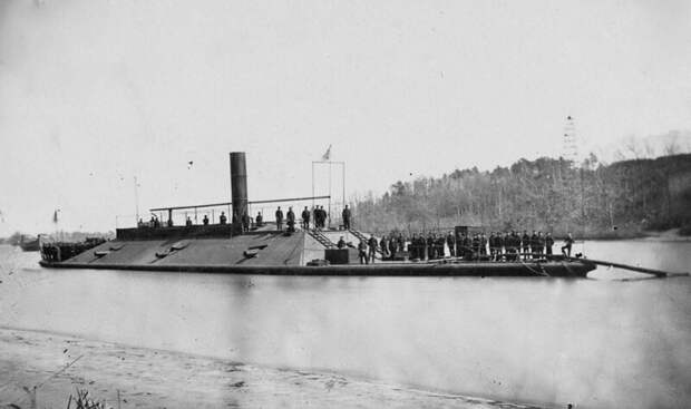 Канонерская лодка Конфедерации "Атланта" после ее захвата союзными войсками в 1864 году
