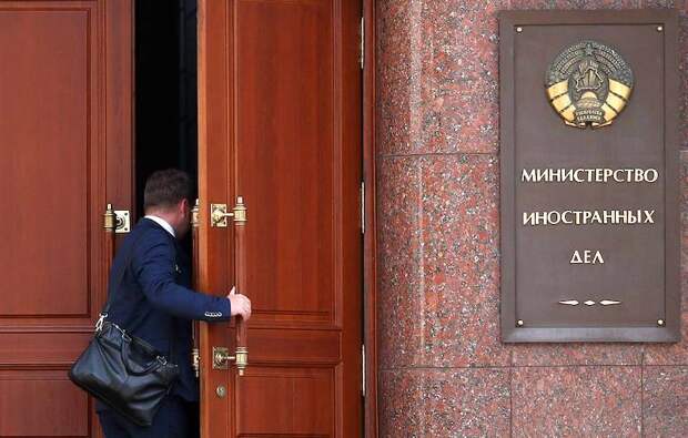 Белоруссия вводит санкции в отношении стран Балтии Белоруссия вводит санкции в отношении стран Балтии