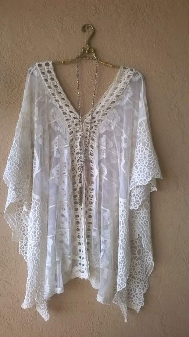 FREE PEOPLE LACE AND CROCHET GYPSY ROMANTIC CAPE SLEEVE BEACH TUNIC: 