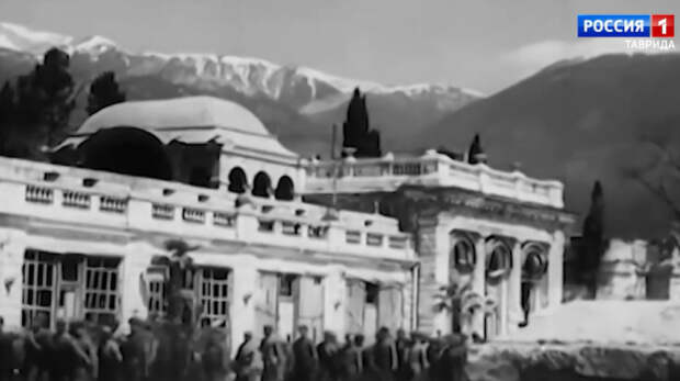 Сегодня 82-ю годовщину освобождения от немецко-фашистских захватчиков отмечает Ялта