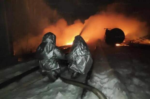 ЧП на станции Кочетовка в Мичуринске: пожар локализован, движение поездов осуществляется в объезд