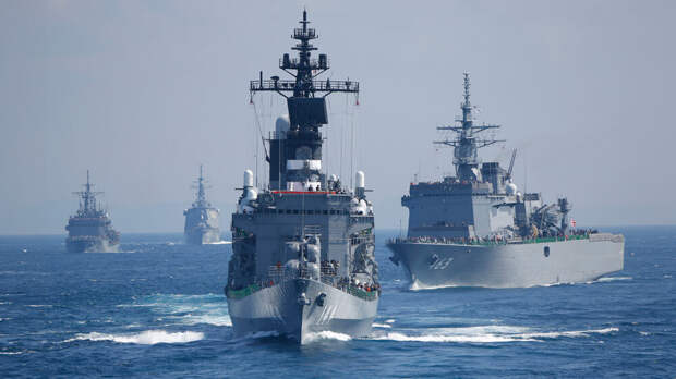 Трамп призвал Китай и Японию послать военные корабли в Ормузский пролив