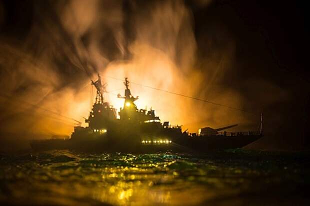 КСИР ударил по эсминцу ВМС США ракетами Qadr 380 в 650 км от Ирана -Tasnim