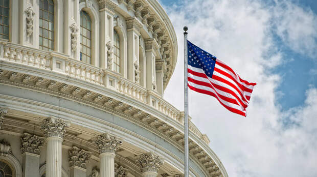 В Лос-Анджелесе сенатора жестко вывели с пресс-конференции министра