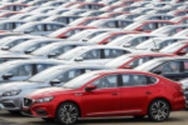 Продажи автомобилей в Китае снизились на 3% в мае, впервые за 14 месяцев