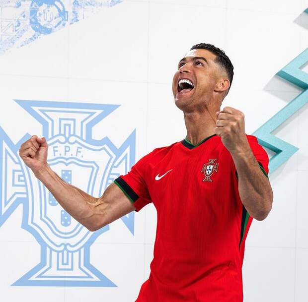 Криштиану Роналду: «Горжусь, что снова представляю Португалию на Евро. Вперед!»