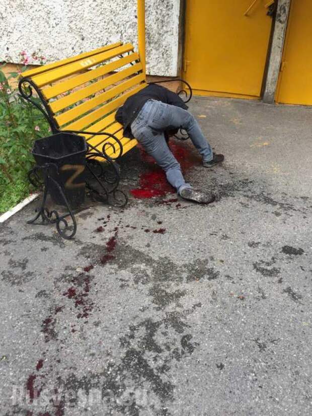 Резня в Сургуте: преступник с ножом нападал на прохожих (+ВИДЕО, ФОТО 18+) | Русская весна