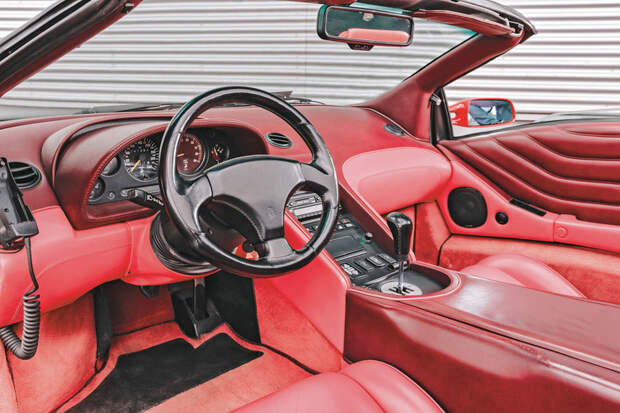 Родстер Lamborghini Diablo VT (1997-99)