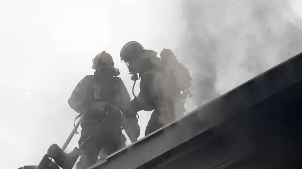 Сотрудники МЧС ликвидировали горение на газопроводе в Челябинской области