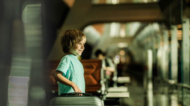 Депутат Тарбаев: дети не смогут выезжать из России без загранпаспорта с 20 января