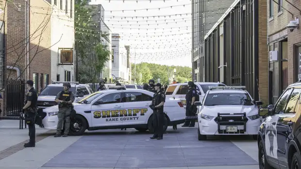 Не менее 14 человек пострадали в результате стрельбы в Чикаго