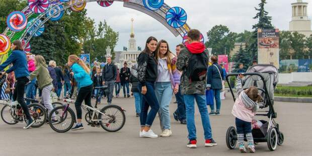 За три дня празднования юбилея ВДНХ выставку посетили 700 тыс человек. Фото: mos.ru