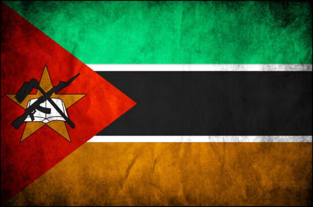 mozambique_grunge_flag_by_al_zoro.jpg