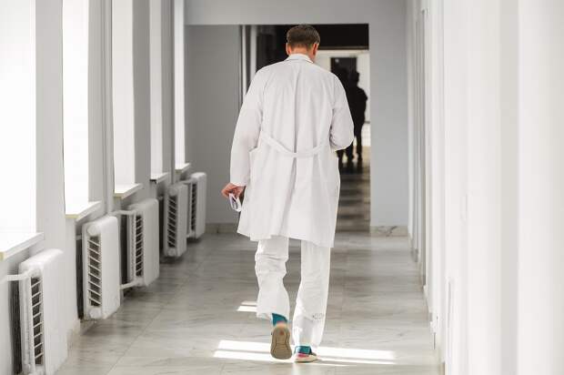 Россиянка обвинила медика в смерти отца и потребовала компенсацию в 4 миллиона