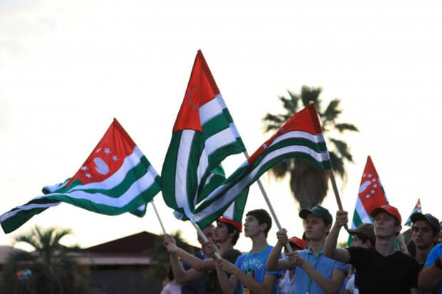 Россия остановила выдачу паспортов РФ в Абхазии