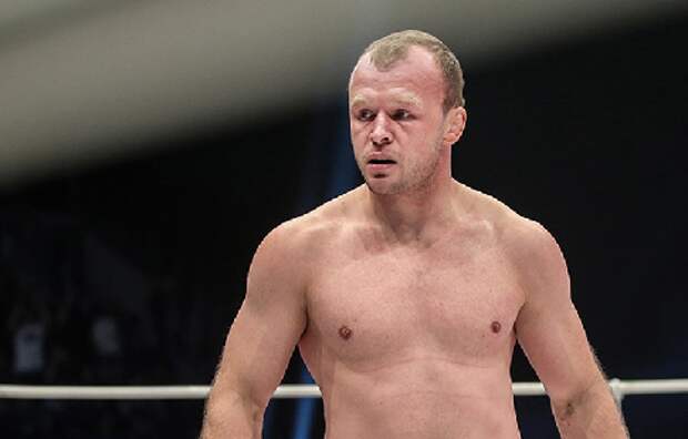 Соперник Шлеменко отказался от боя из-за травмы