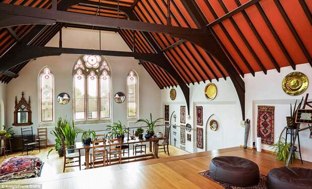 Upstairs the former chapel is separated from the front building by a 950 sq ft roof terrace. The main bedroom, a bathroom and the second bedroom or garden room are in the front section and can be accessed by a staircase in the entrance hall
