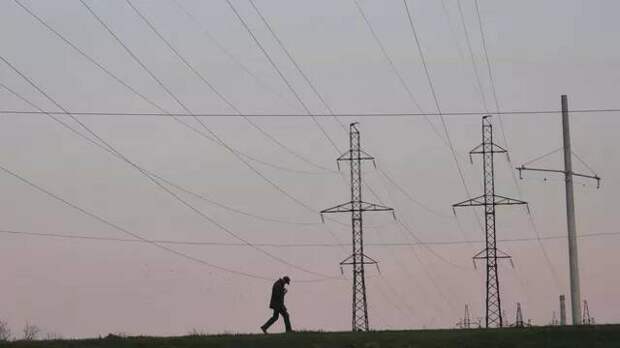 Мэр украинского города Ровно Третяк сообщил об отключении электроэнергии в области