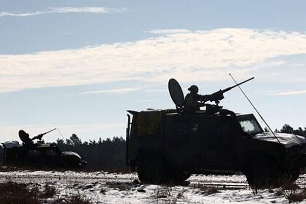 Генерал Липовой рассказал о риске провокации Запада на границе с НАТО