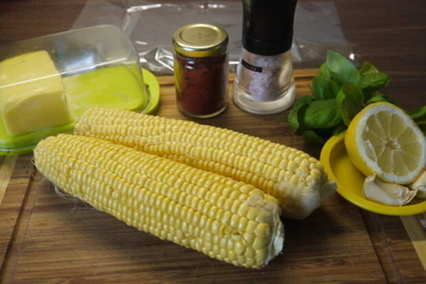 Запеченная в рукаве сливочная кукуруза: фото шаг 1