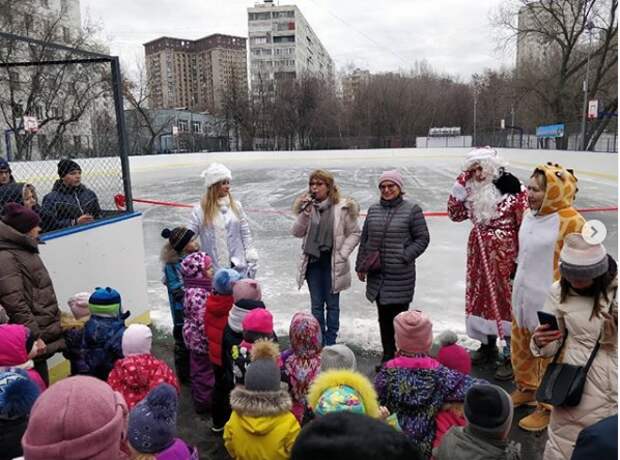 Каток. Фото управы района Западное Дегунино