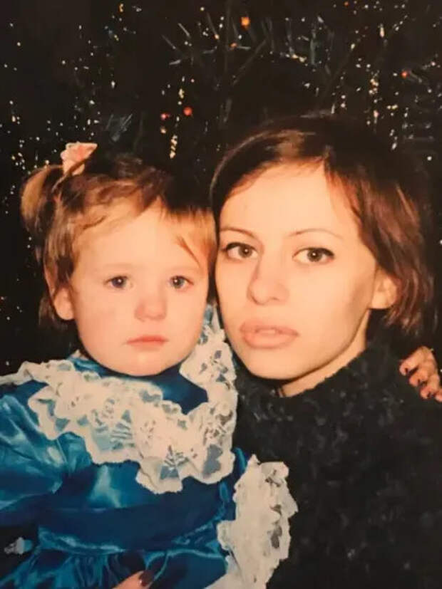 Оксана Лаврентьева с дочерью Алиной